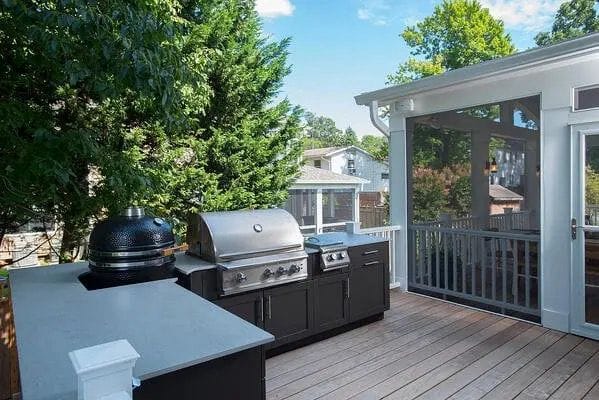 Outdoor kitchens (8)