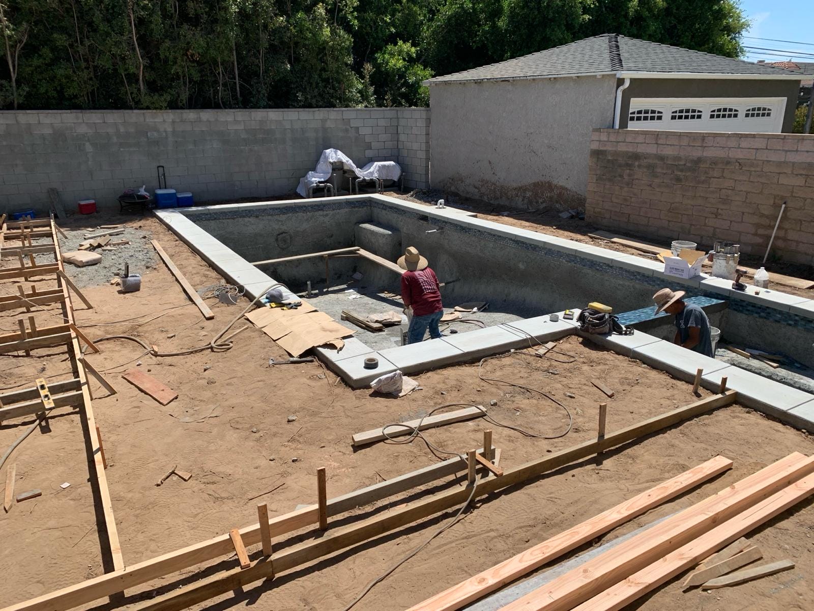Concrete contractor