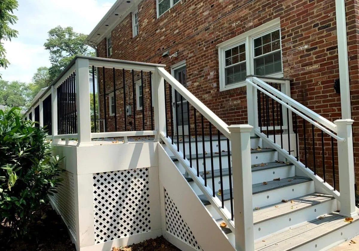 Local Deck Contractor Near You